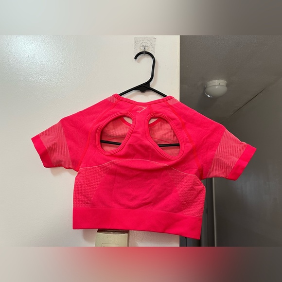 Gymshark crop top - Picture 2 of 3